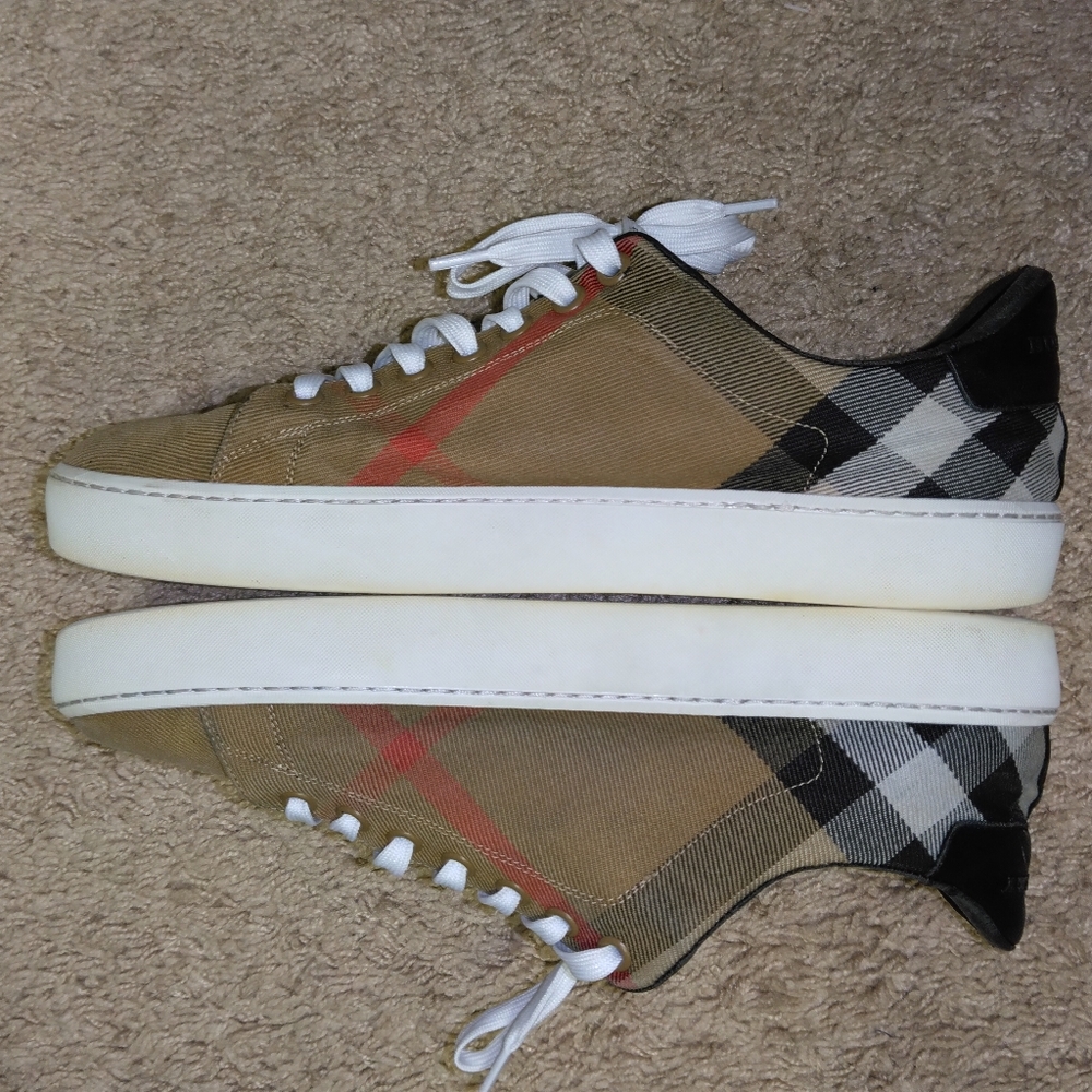 Burberry Nova Check Sneakers Authentic